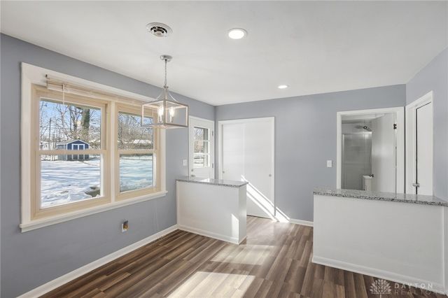 1040 Grove Hill Drive, Beavercreek, OH 45434