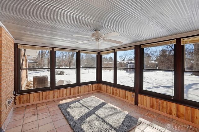 1040 Grove Hill Drive, Beavercreek, OH 45434