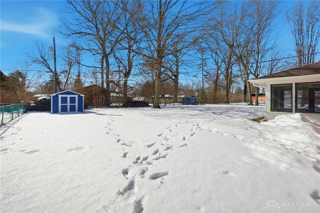 1040 Grove Hill Drive, Beavercreek, OH 45434