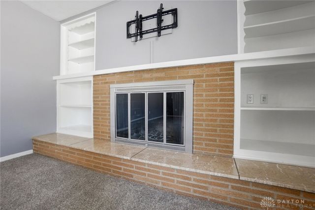 1040 Grove Hill Drive, Beavercreek, OH 45434