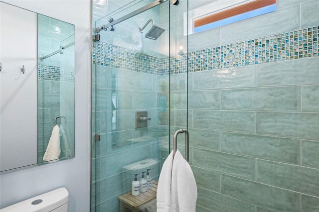 1998 Avenue G, Crystal Beach, TX 77650