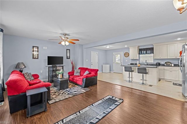 219 Martha Lee DR, Hampton, VA 23666