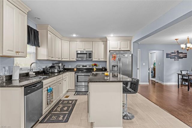 219 Martha Lee DR, Hampton, VA 23666