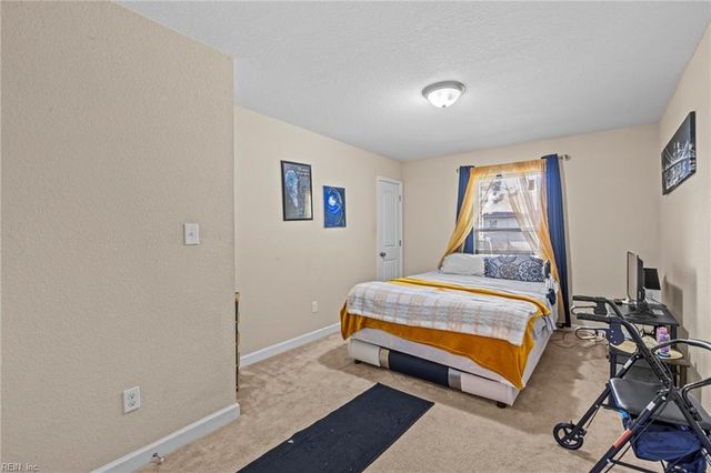 219 Martha Lee DR, Hampton, VA 23666