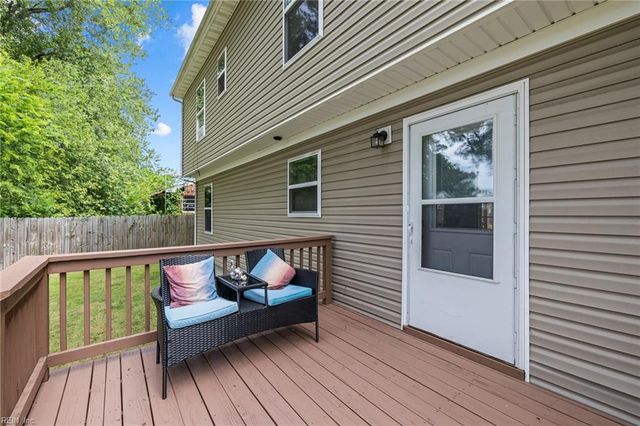 219 Martha Lee DR, Hampton, VA 23666