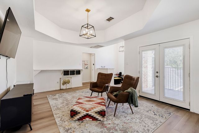 9709 Fairway Vista Drive, Rowlett, TX 75089