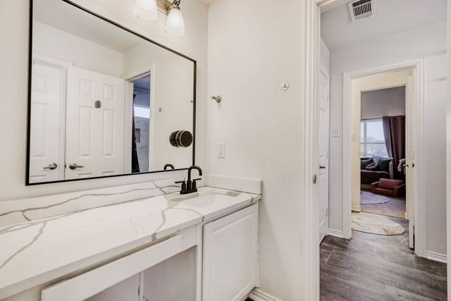 9709 Fairway Vista Drive, Rowlett, TX 75089