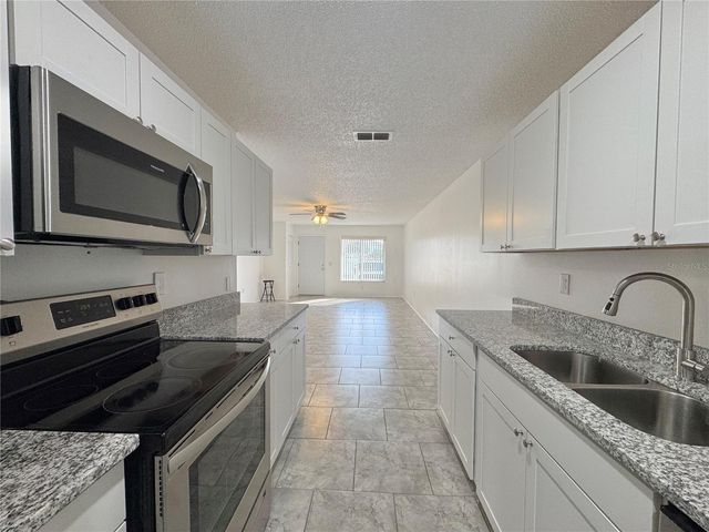 292 WINTER RIDGE BOULEVARD 292, Winter Haven, FL 33881