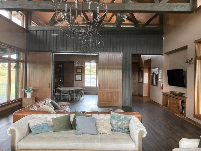 6728 Llano Stage TRL, Austin, TX 78738