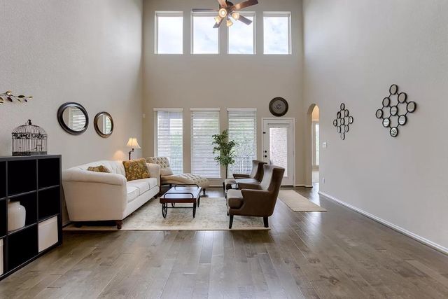 6728 Llano Stage TRL, Austin, TX 78738