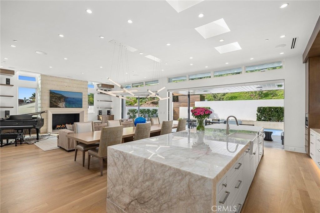 621 Malabar Drive, Corona Del Mar, CA 92625 — photo 5