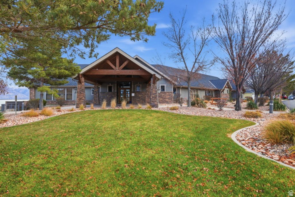 Image 20 of property listing at 133 WATSON DR, Saratoga Springs, UT 84045
