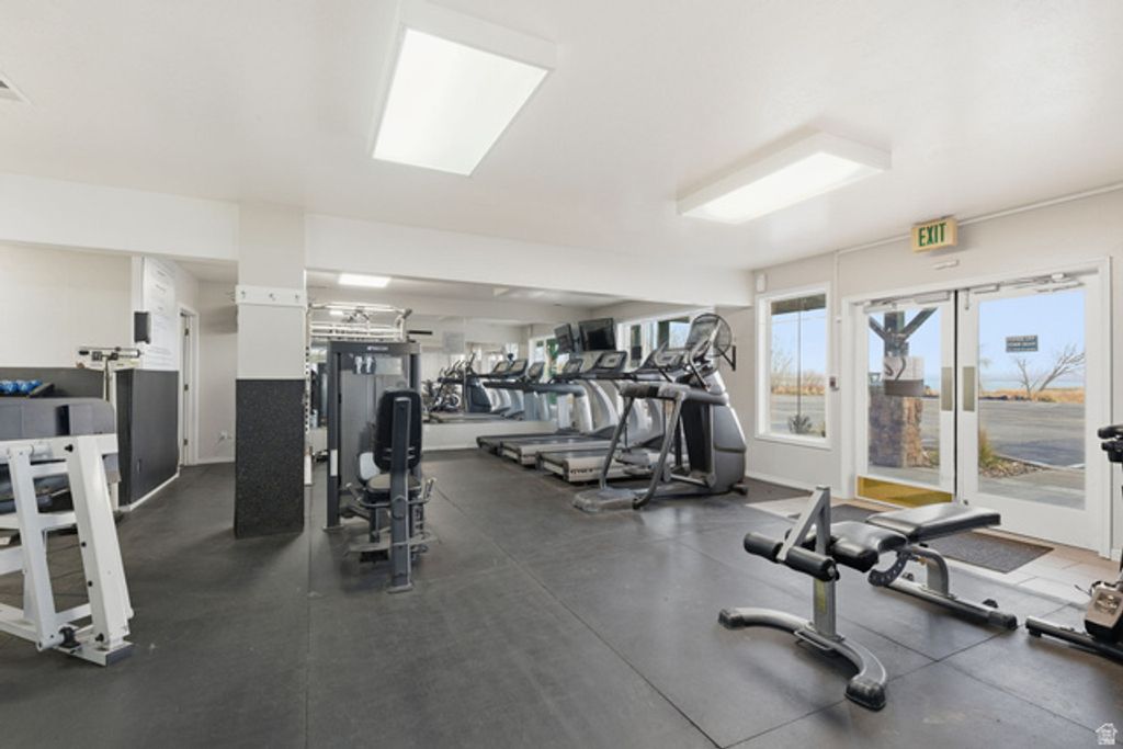 Image 22 of property listing at 133 WATSON DR, Saratoga Springs, UT 84045