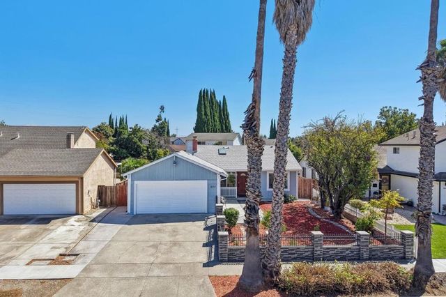 1972 Doxey Drive, San Jose, CA 95131