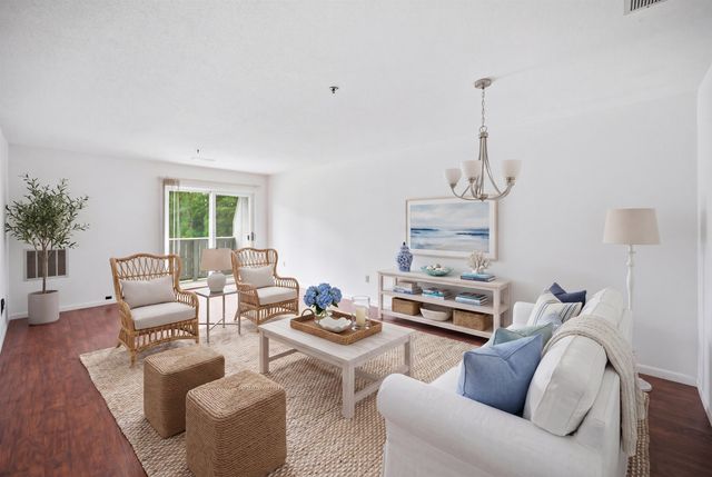 117 Cluff Crossing Rd Apt 29, Salem, NH 03079