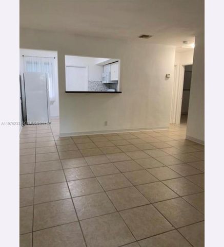 401 SW 8th St A, Hallandale Beach, FL 33009