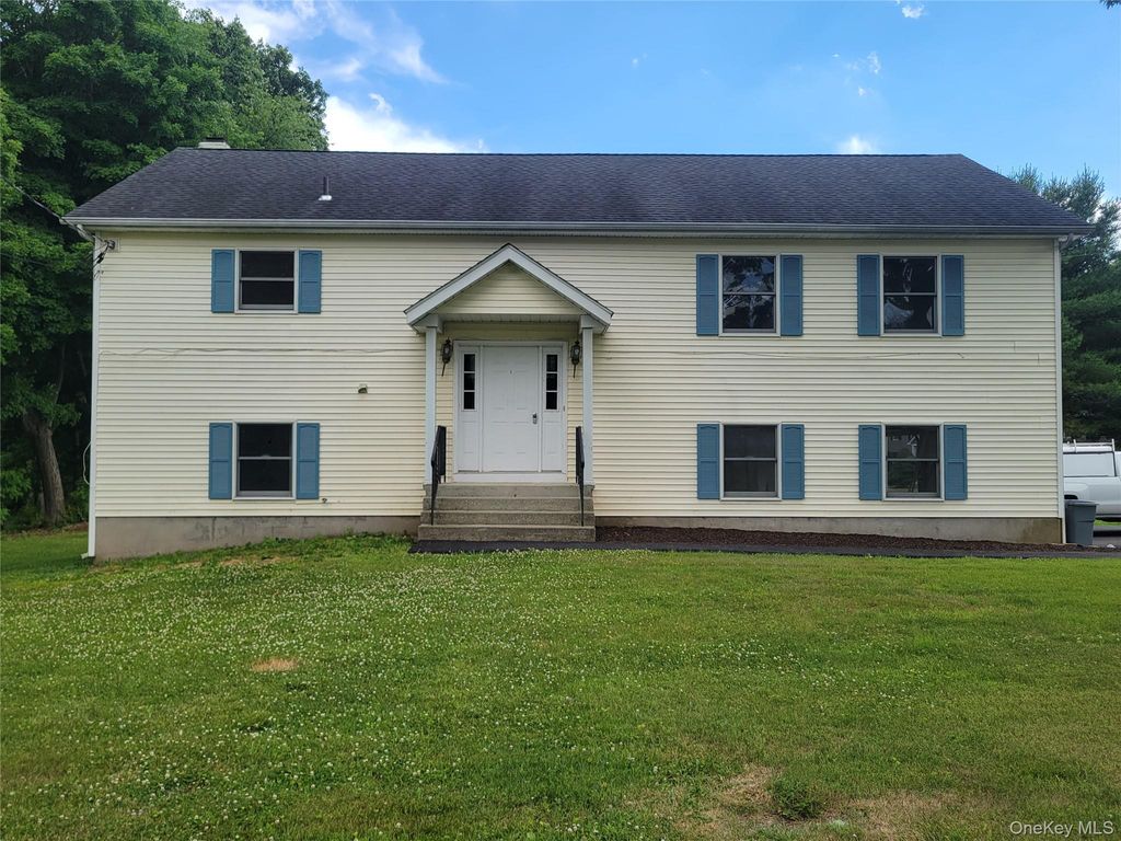 1 Walker Drive S, Yorktown Heights, NY 10598