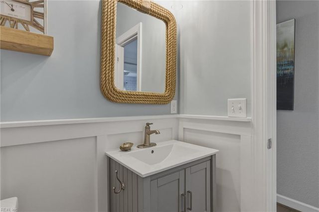 1912 Channing LN, Virginia Beach, VA 23456