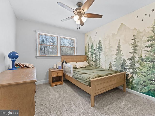 8 FOXWOOD LN, Medford, NJ 08055