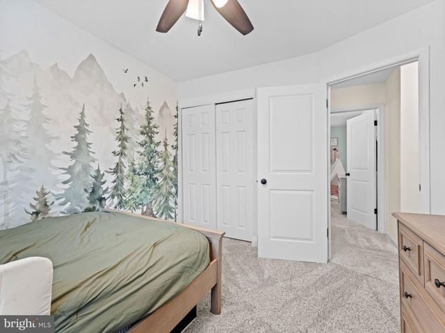 8 FOXWOOD LN, Medford, NJ 08055