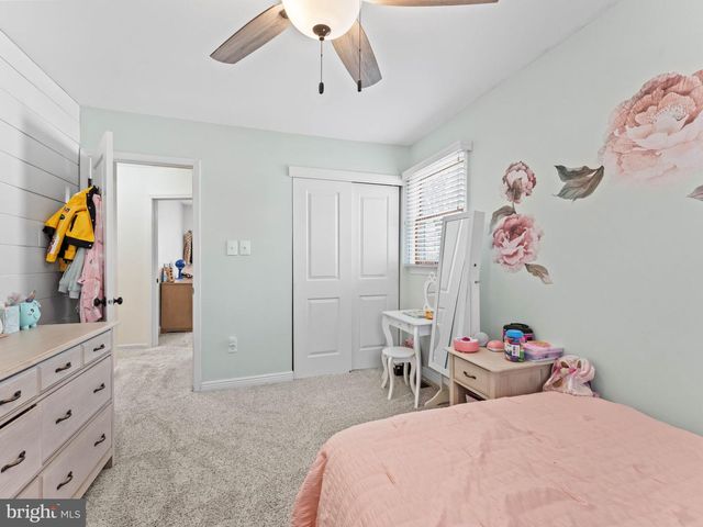 8 FOXWOOD LN, Medford, NJ 08055