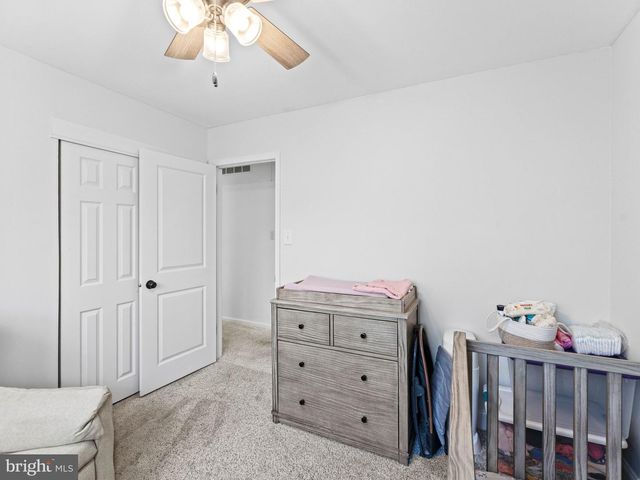 8 FOXWOOD LN, Medford, NJ 08055