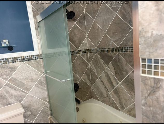 2516 Spring Street, South Charleston, WV 25309