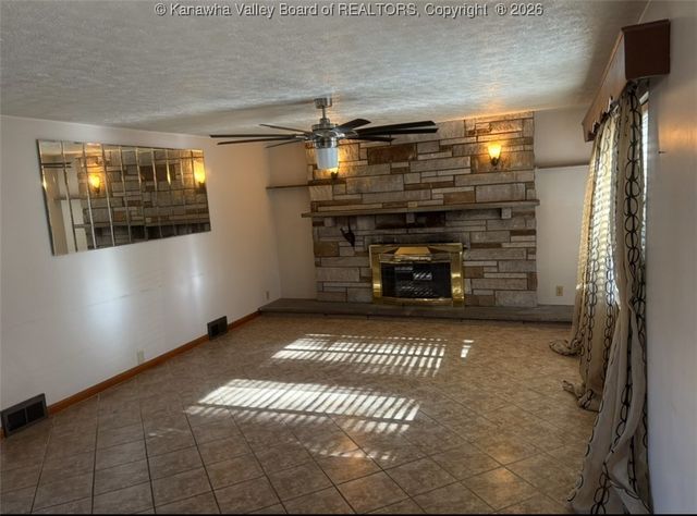 2516 Spring Street, South Charleston, WV 25309