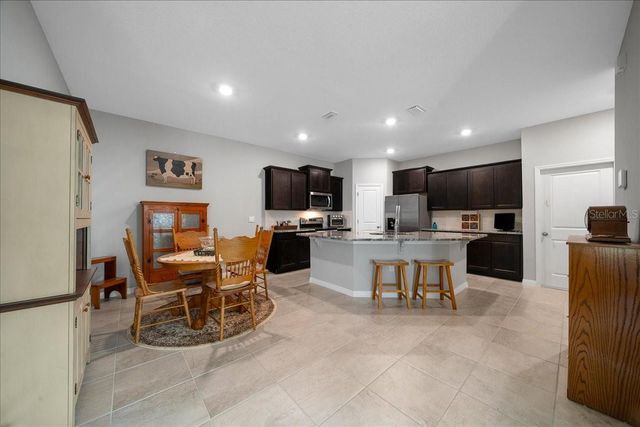 5231 NW 48TH PLACE, Ocala, FL 34482