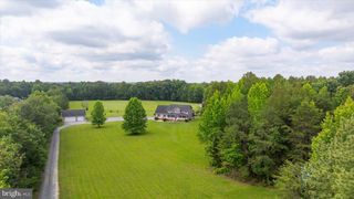 9330 SUNSHINE SCHOOL RD, Woodford, VA 22580
