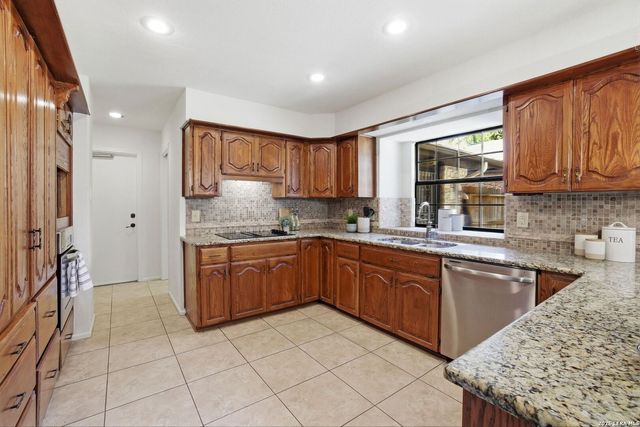 12506 King Walnut, San Antonio, TX 78230