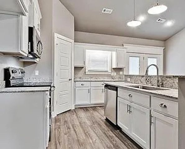 1716 Charismatic Drive, Prairie Grove, AR 72753