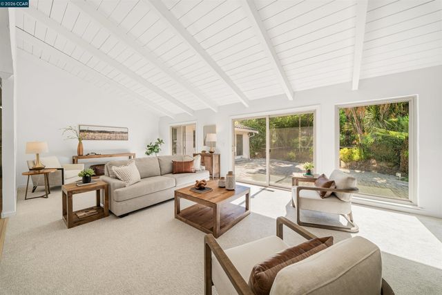 1290 Laverock Ln, Alamo, CA 94507