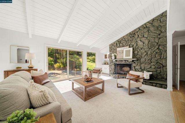 1290 Laverock Ln, Alamo, CA 94507
