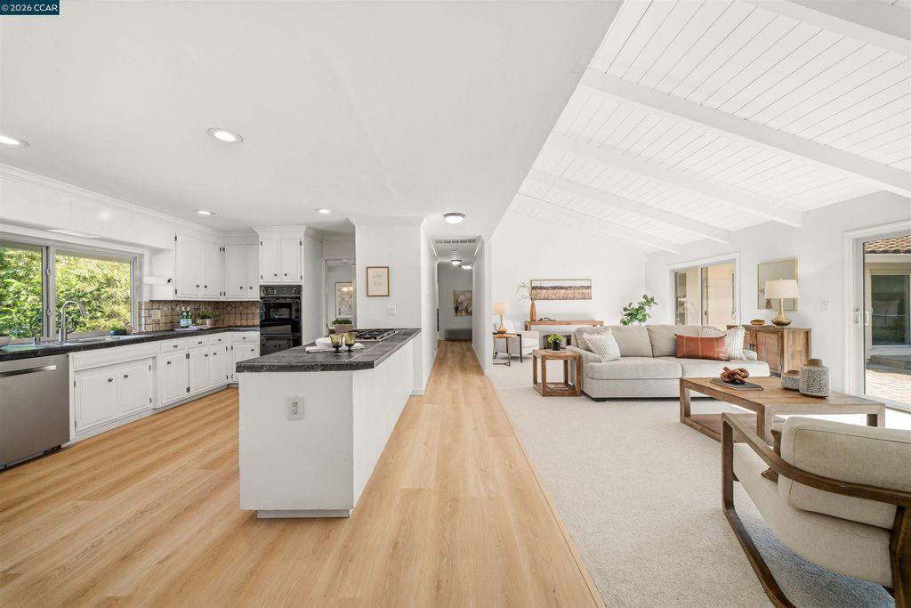 1290 Laverock Ln, Alamo, CA 94507