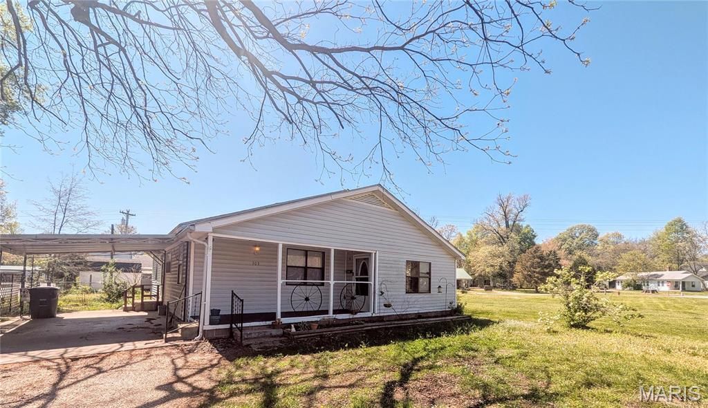 303 N Main Street, Campbell, MO 63933