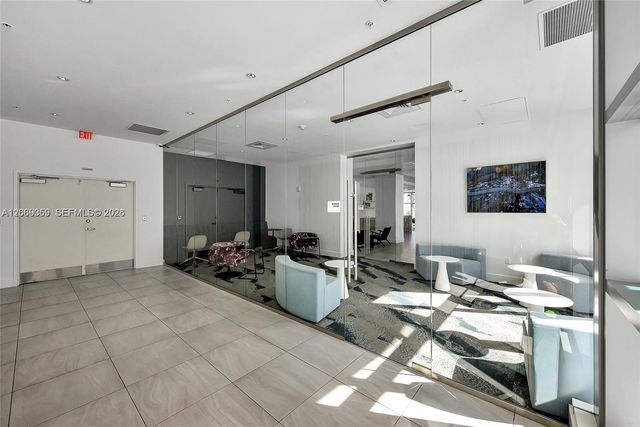 3301 NE 1st Avenue H2807, Miami, FL 33137