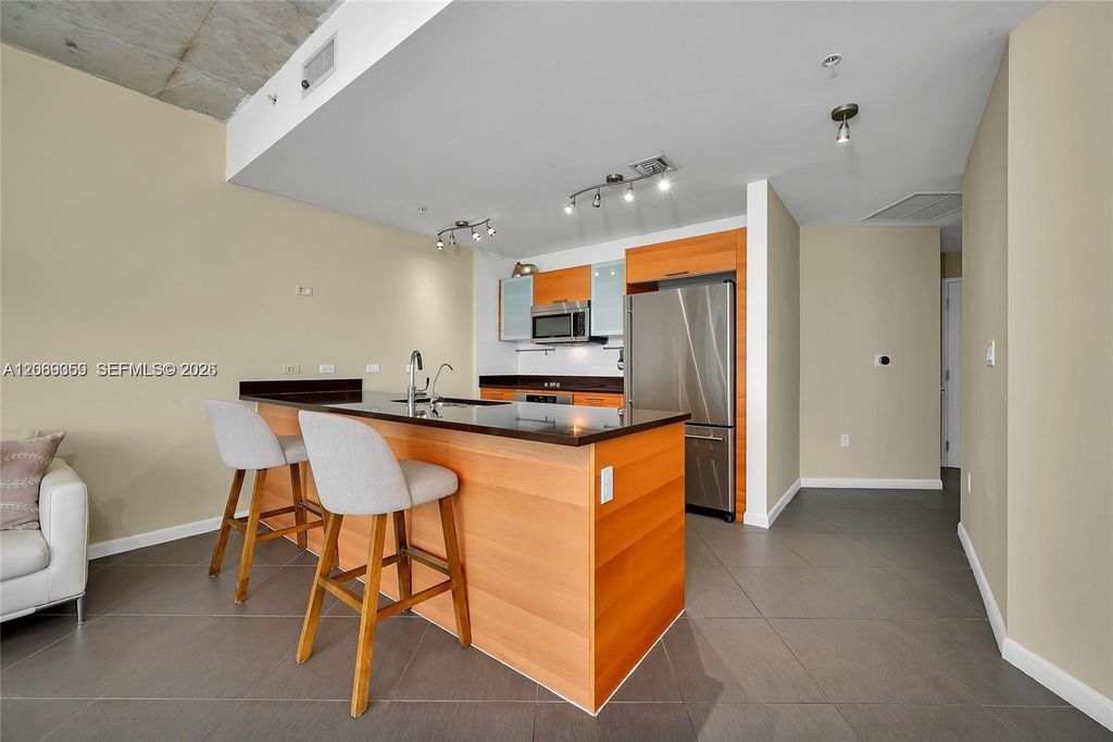 3301 NE 1st Avenue H2807, Miami, FL 33137