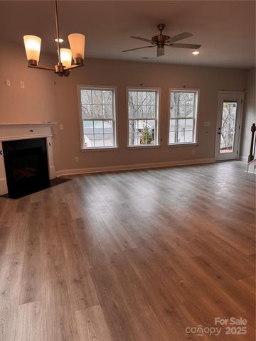 4069 Port Richmond Avenue 16, Gastonia, NC 28056