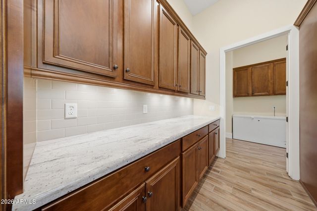 8974 N 8TH Lane, Phoenix, AZ 85021