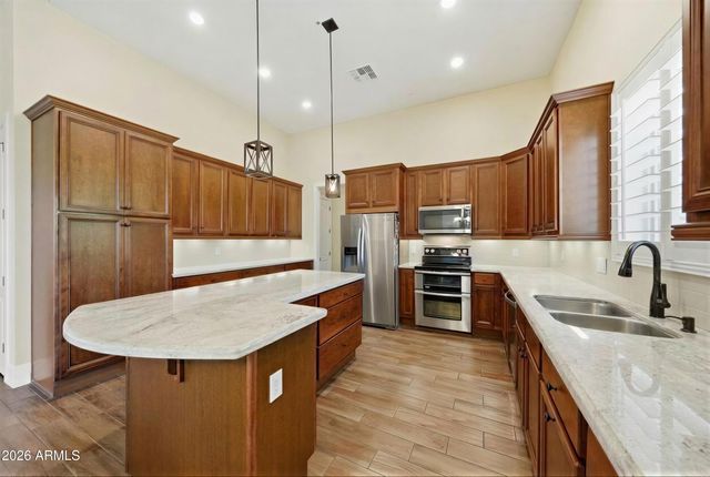 8974 N 8TH Lane, Phoenix, AZ 85021