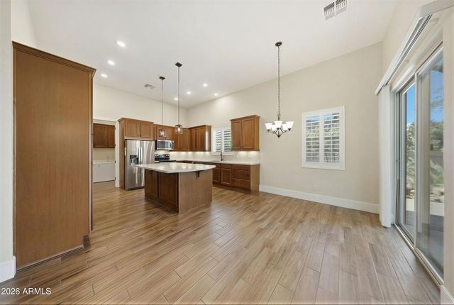 8974 N 8TH Lane, Phoenix, AZ 85021