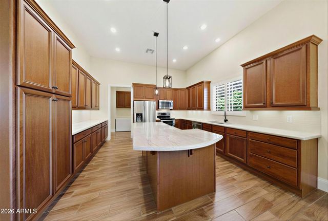 8974 N 8TH Lane, Phoenix, AZ 85021