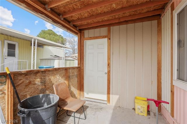 3802 Pecan Lane, Las Vegas, NV 89115