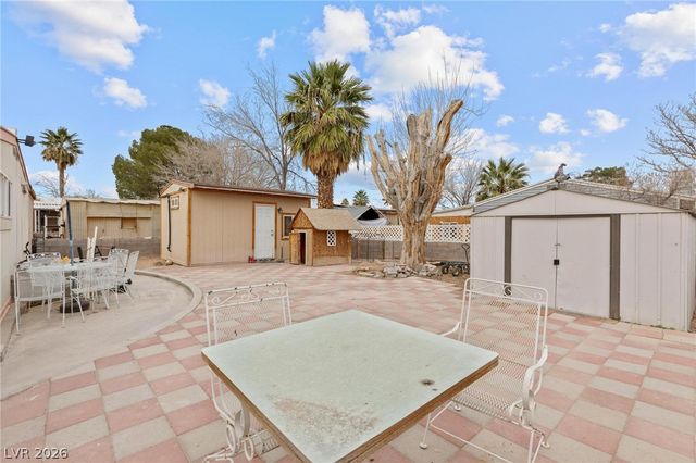 3802 Pecan Lane, Las Vegas, NV 89115