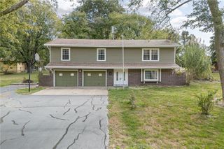 621 Valley Street, Lathrop, MO 64465