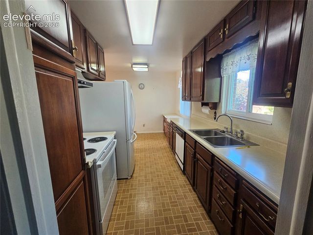 25 Minden Circle, Colorado Springs, CO 80906