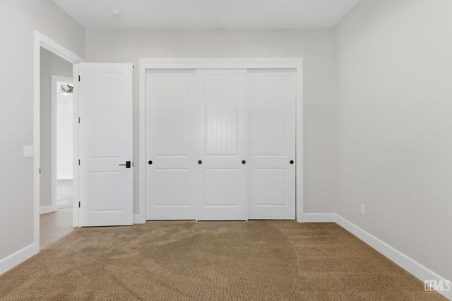 13529 Stonethwaite Lane, Bakersfield, CA 93311