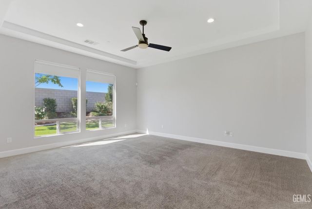13529 Stonethwaite Lane, Bakersfield, CA 93311