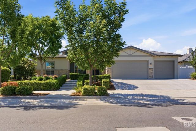 13529 Stonethwaite Lane, Bakersfield, CA 93311
